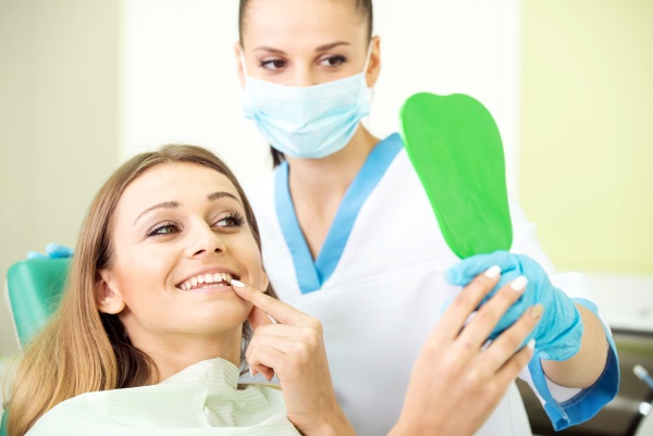 Learn More About The Process Of Getting Dental Veneers